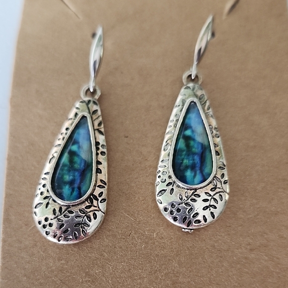 Source Unknown Silver and Blue Elegant Earrings - Picture 2 of 4